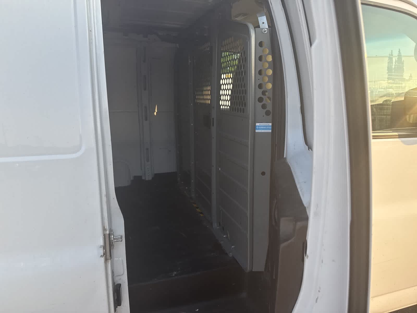 Thumbnail: 2018 Chevrolet Express - 28