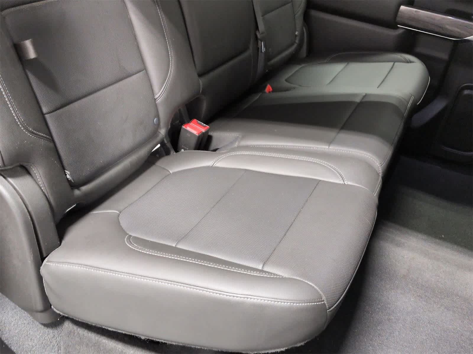 Thumbnail: 2019 Chevrolet Silverado 1500 - 22