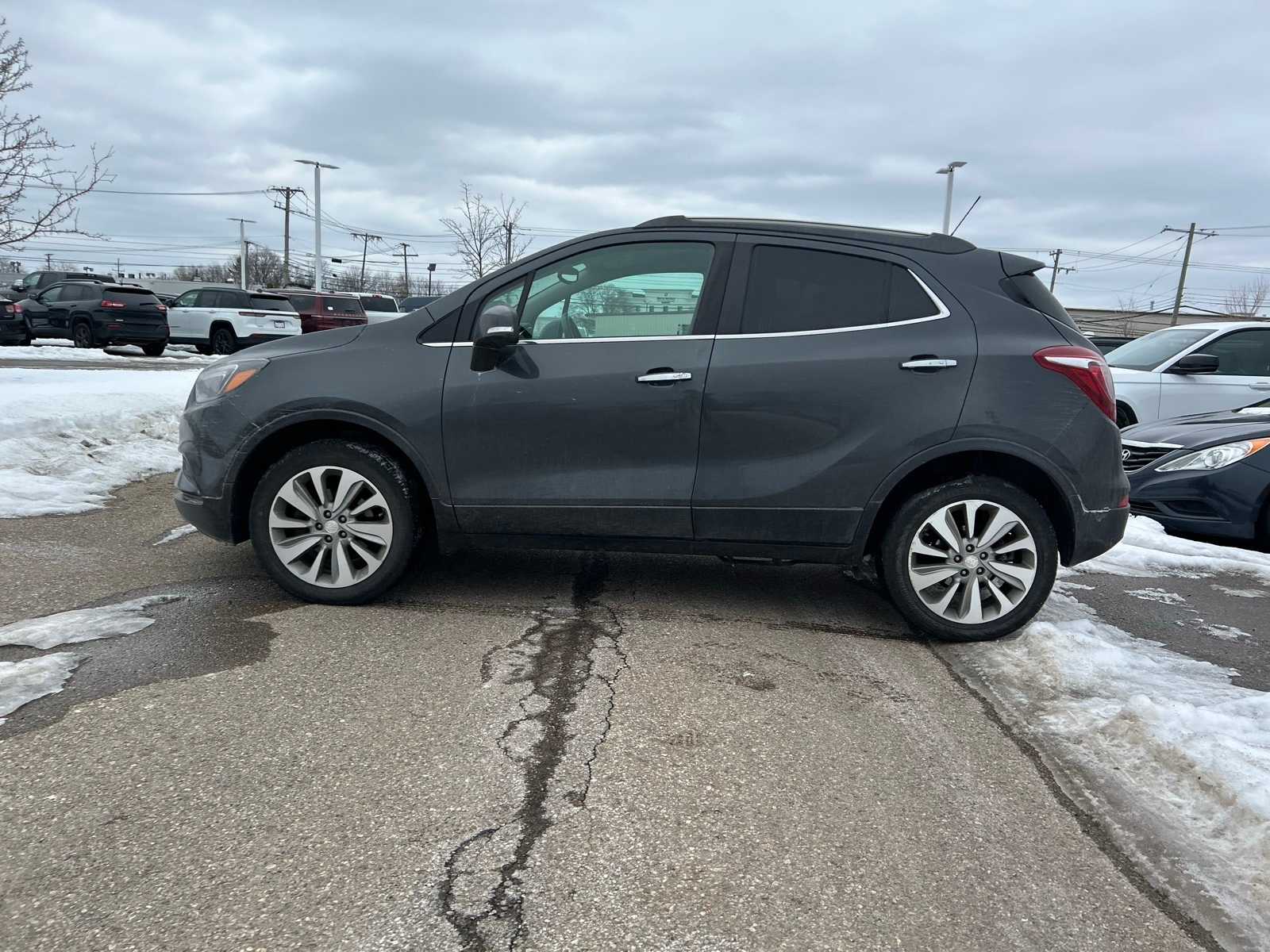 Thumbnail: 2017 Buick Encore - 28