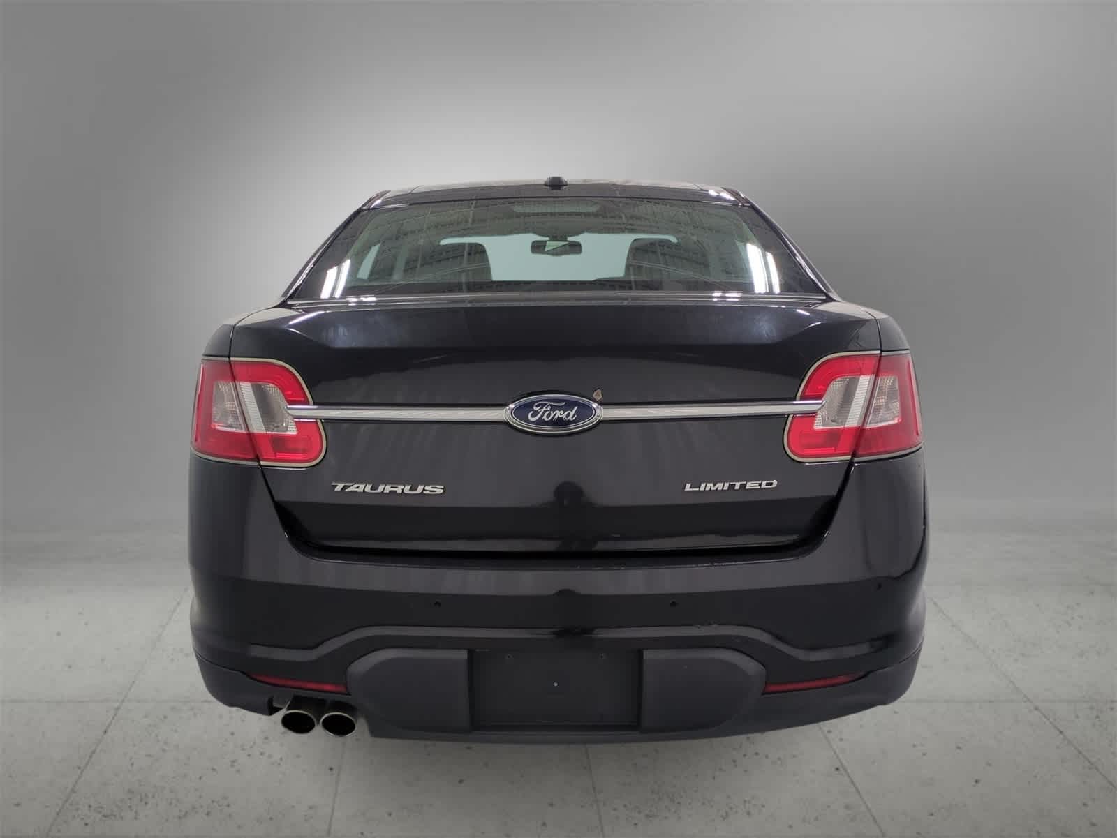 Thumbnail: 2010 Ford Taurus - 7
