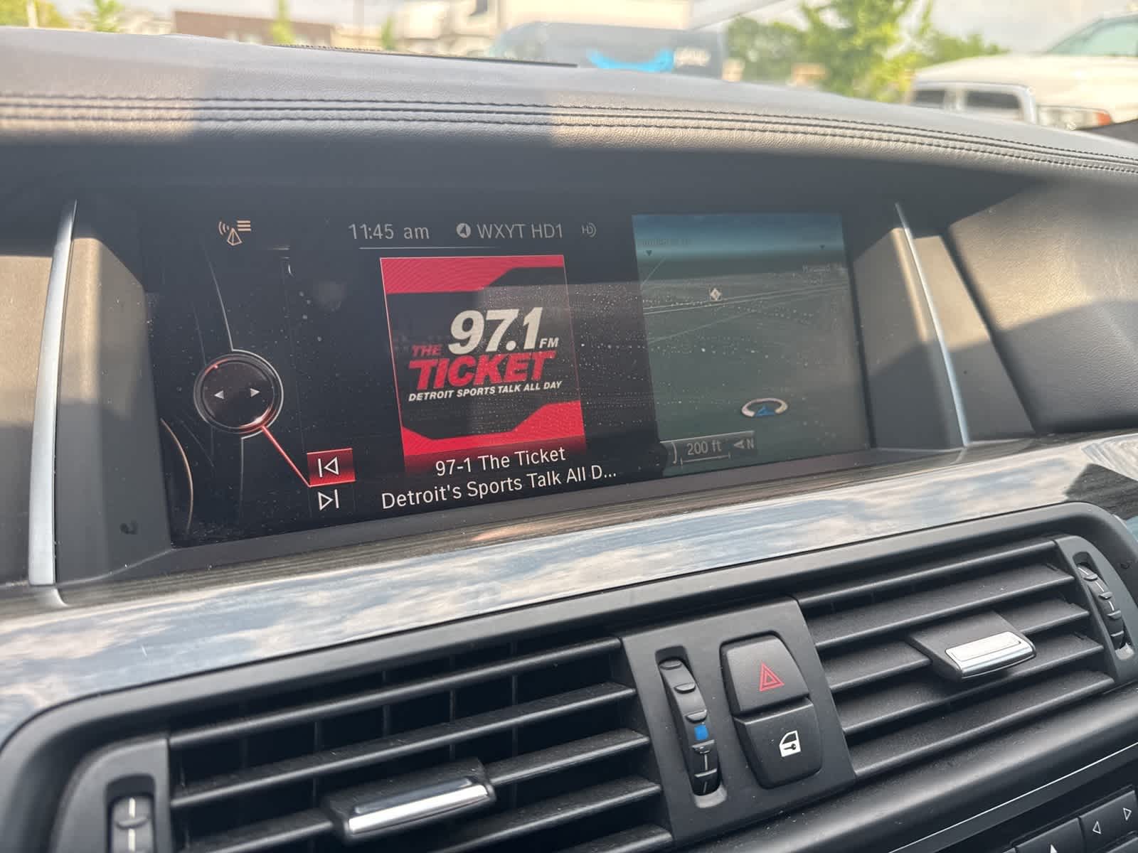 2015 BMW 5 Series 550i 34