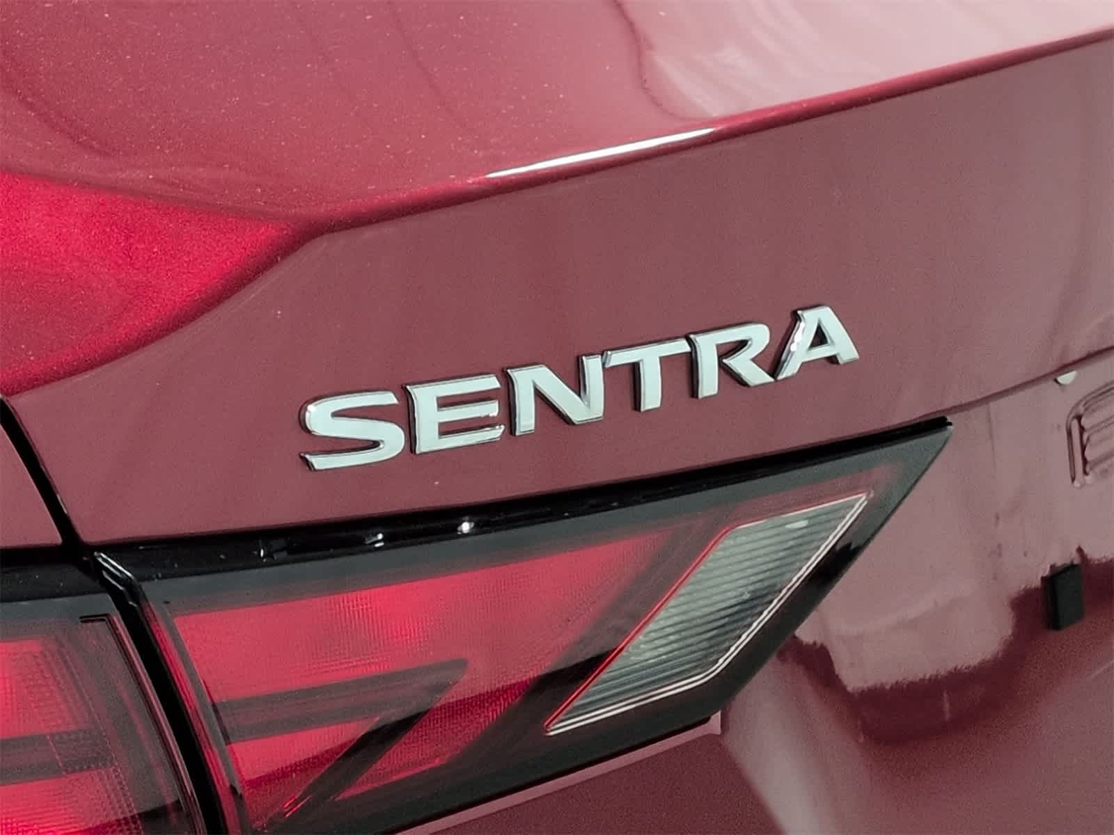 Thumbnail: 2021 Nissan Sentra - 13