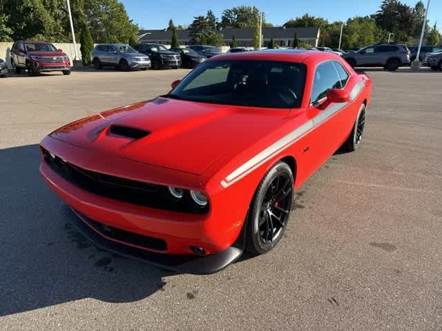 2023 Dodge Challenger R/T -
                Farmington Hills, MI