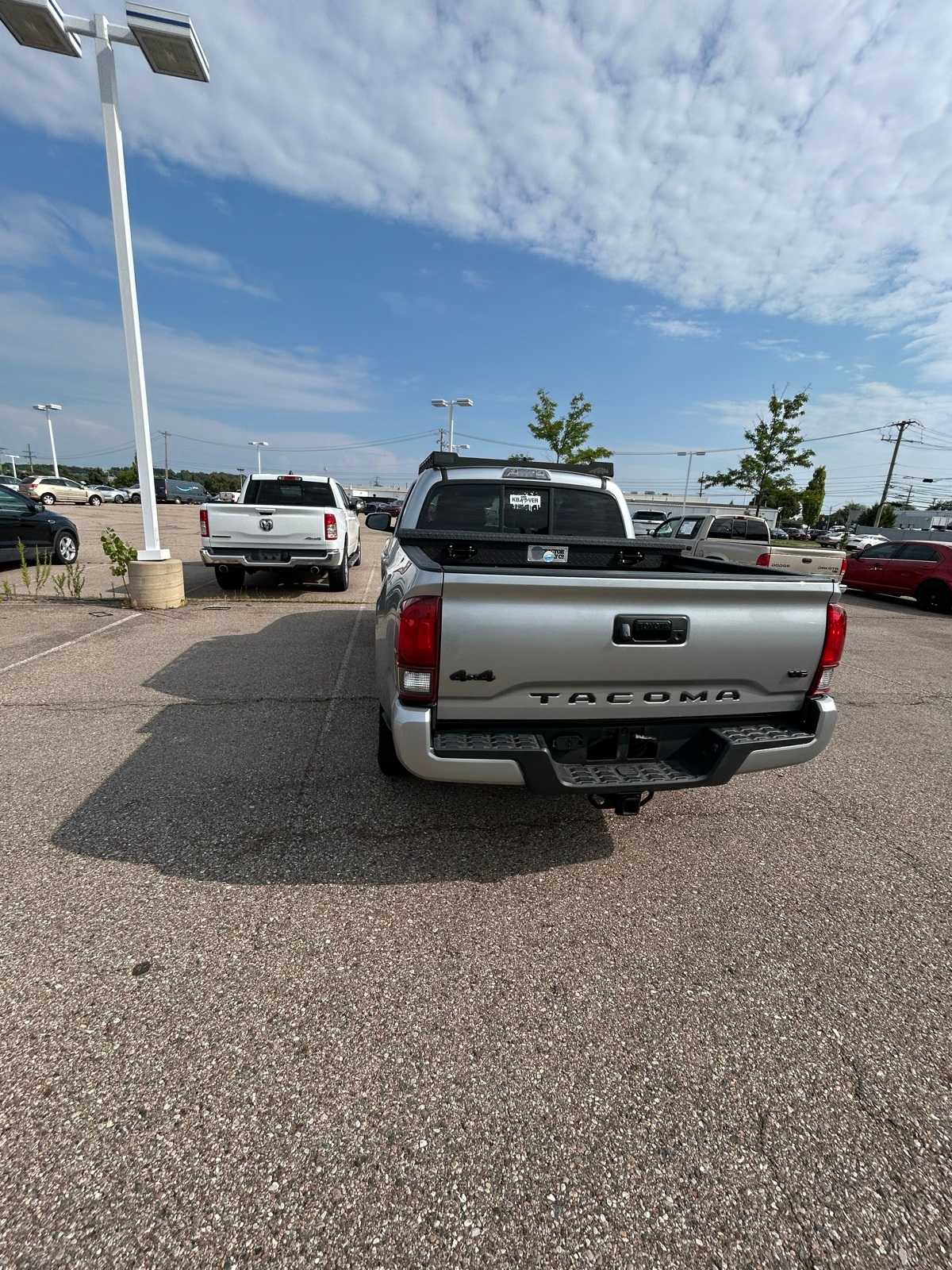 Thumbnail: 2023 Toyota Tacoma - 26