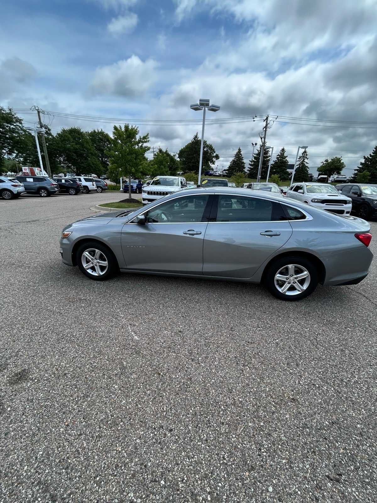 Thumbnail: 2024 Chevrolet Malibu - 24