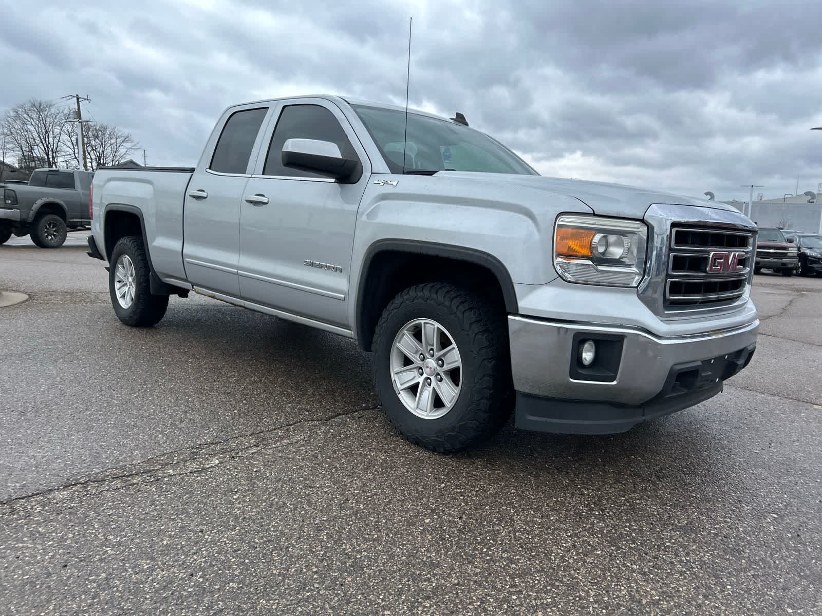 Thumbnail: 2015 GMC Sierra 1500 - 8