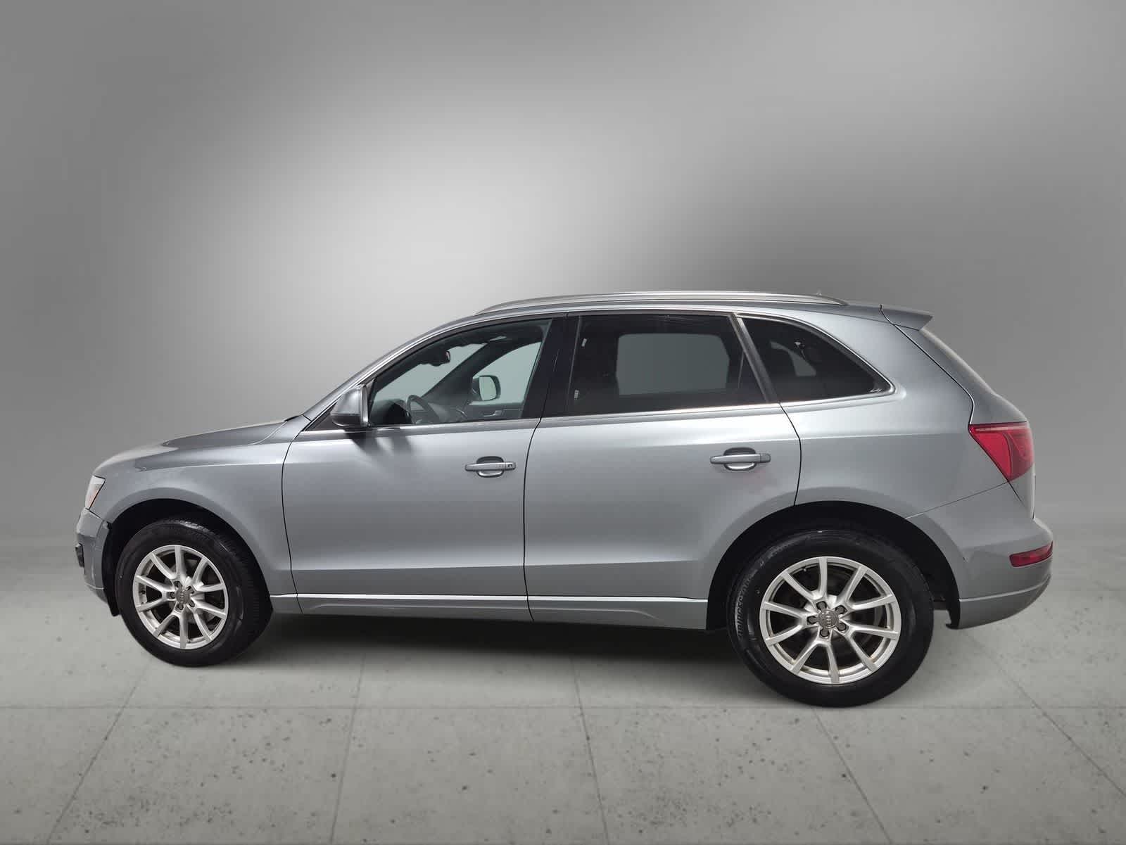 Thumbnail: 2011 Audi Q5 - 5