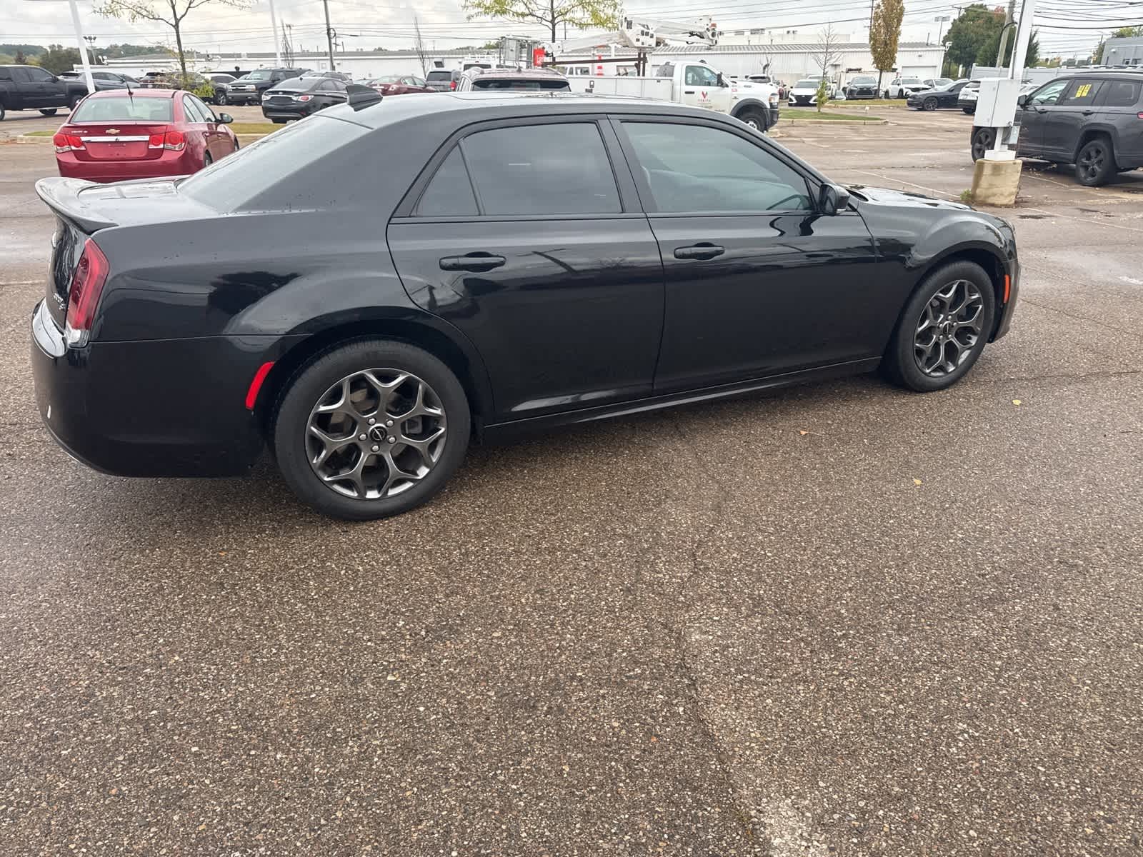 Thumbnail: 2018 Chrysler 300 - 14