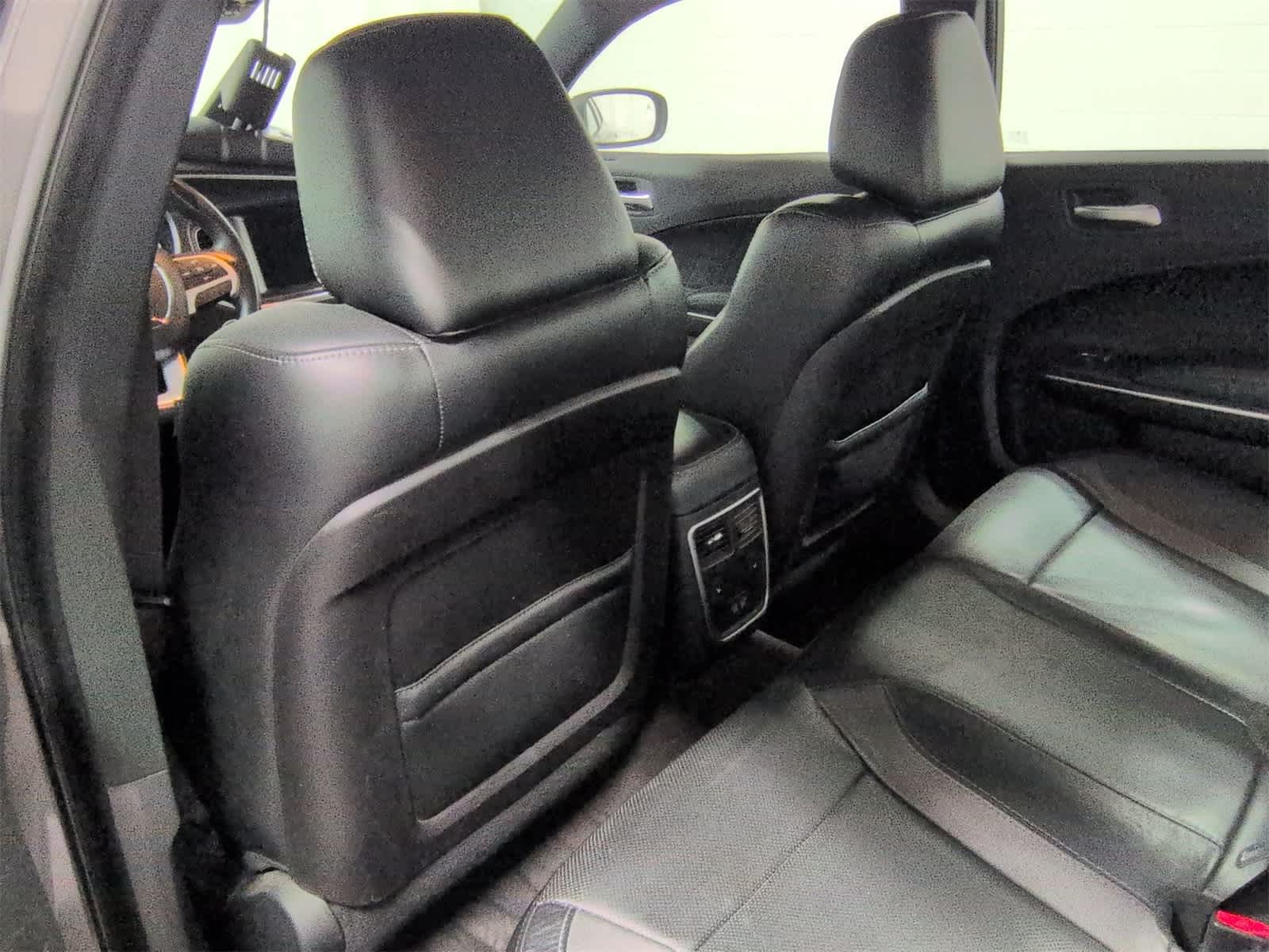 Thumbnail: 2016 Dodge Charger - 19