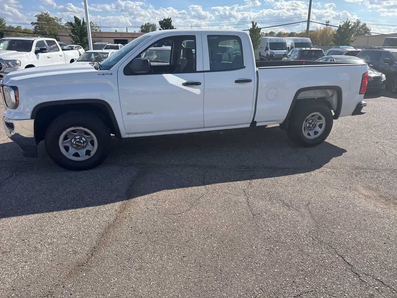 Thumbnail: 2018 GMC Sierra 1500 - 30