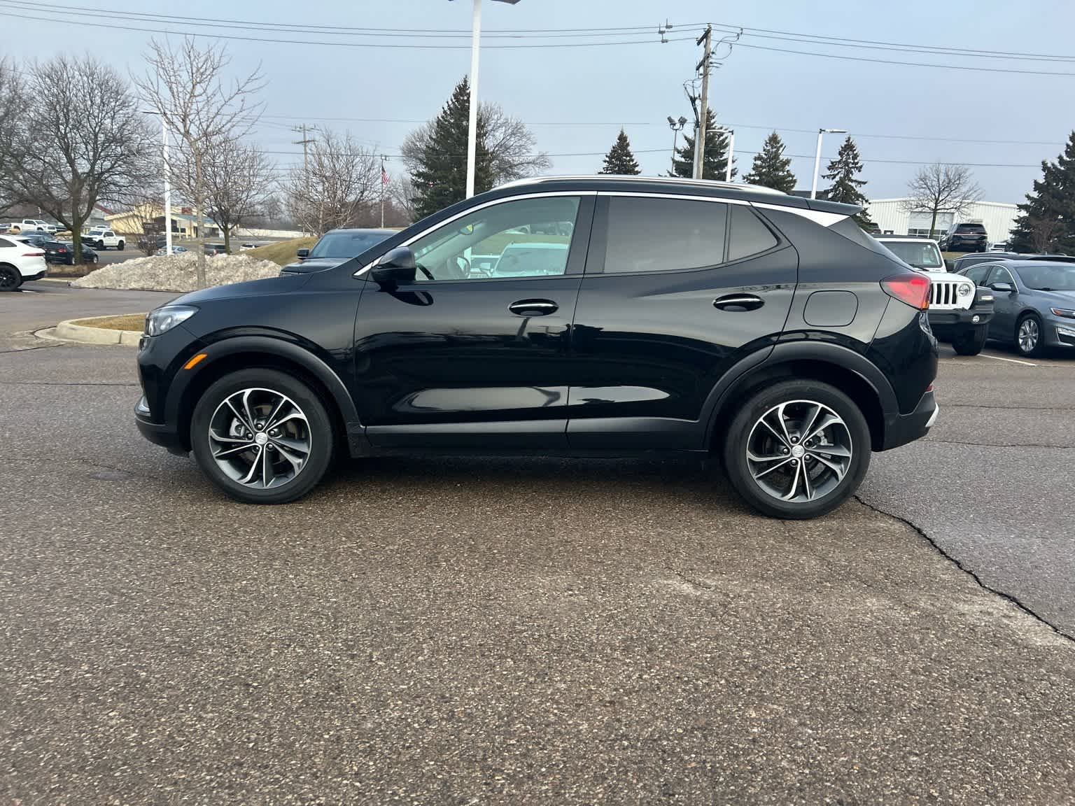 Thumbnail: 2022 Buick Encore GX - 25