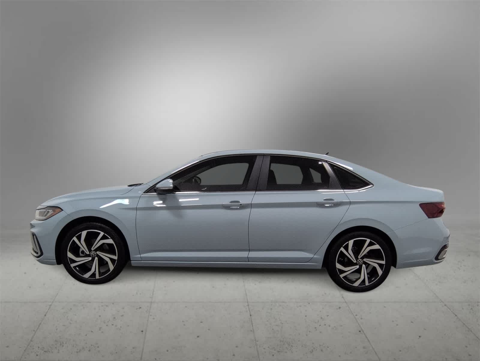 Thumbnail: 2025 Volkswagen Jetta - 5