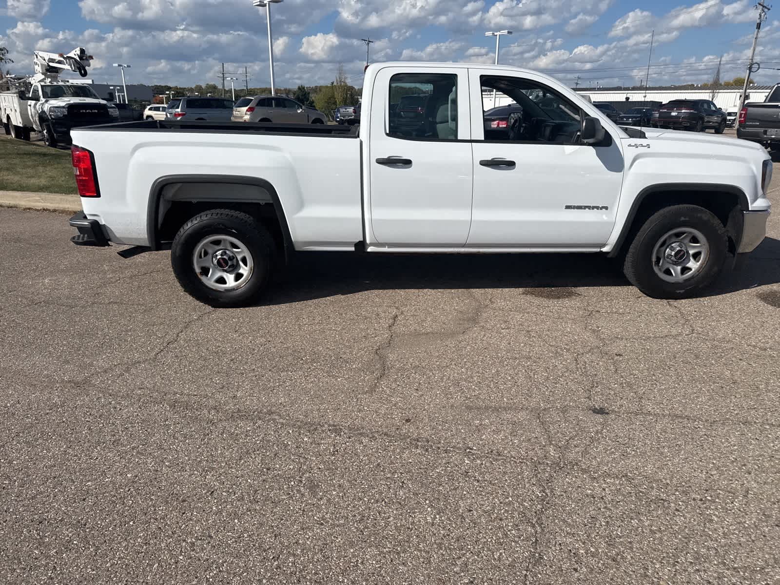 Thumbnail: 2018 GMC Sierra 1500 - 15