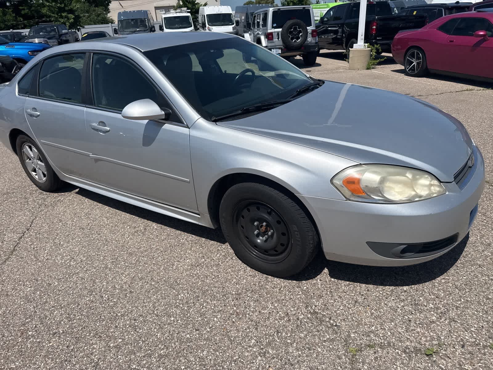 Thumbnail: 2011 Chevrolet Impala - 9