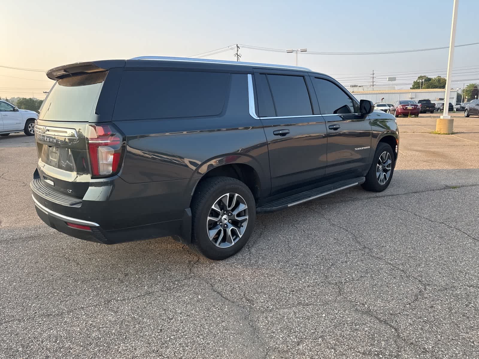 Thumbnail: 2022 Chevrolet Suburban - 14