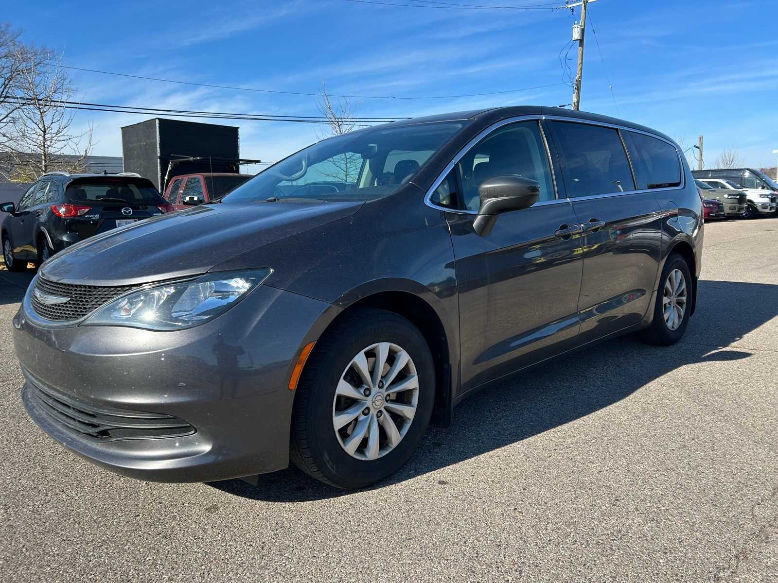 2017 Chrysler Pacifica Touring -
                  Farmington Hills, MI