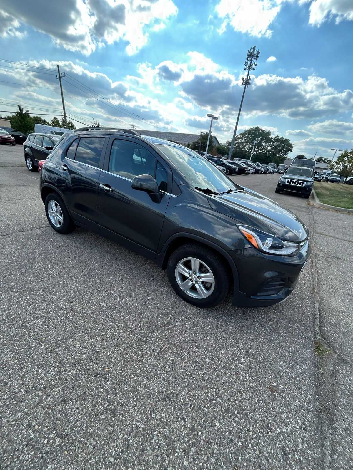 Thumbnail: 2019 Chevrolet Trax - 9