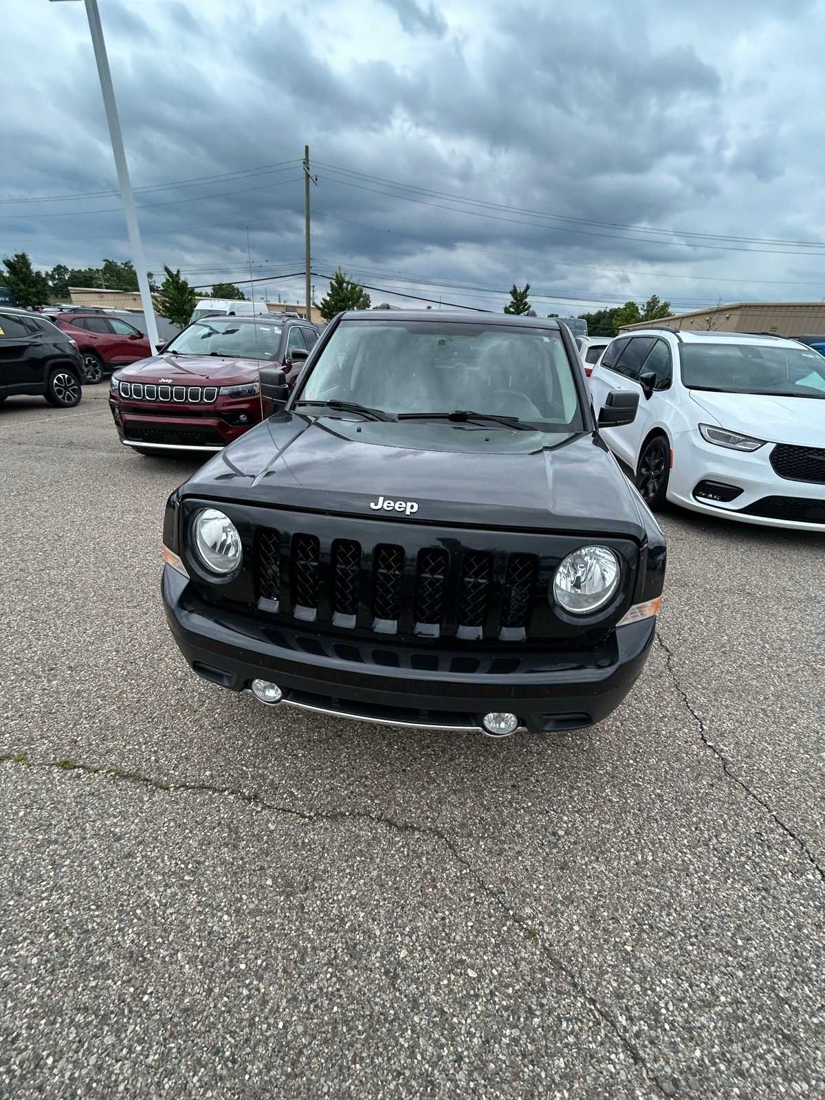 Thumbnail: 2017 Jeep Patriot - 6