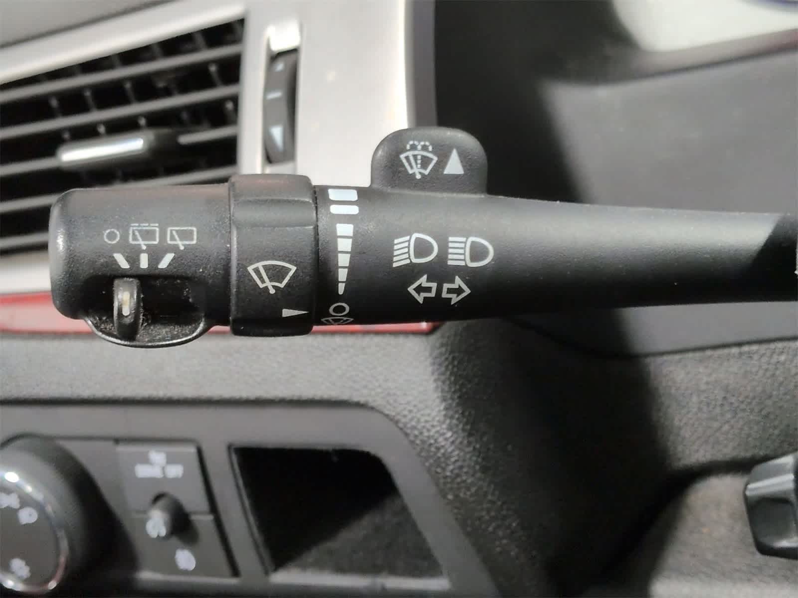 Thumbnail: 2012 Cadillac Escalade - 28