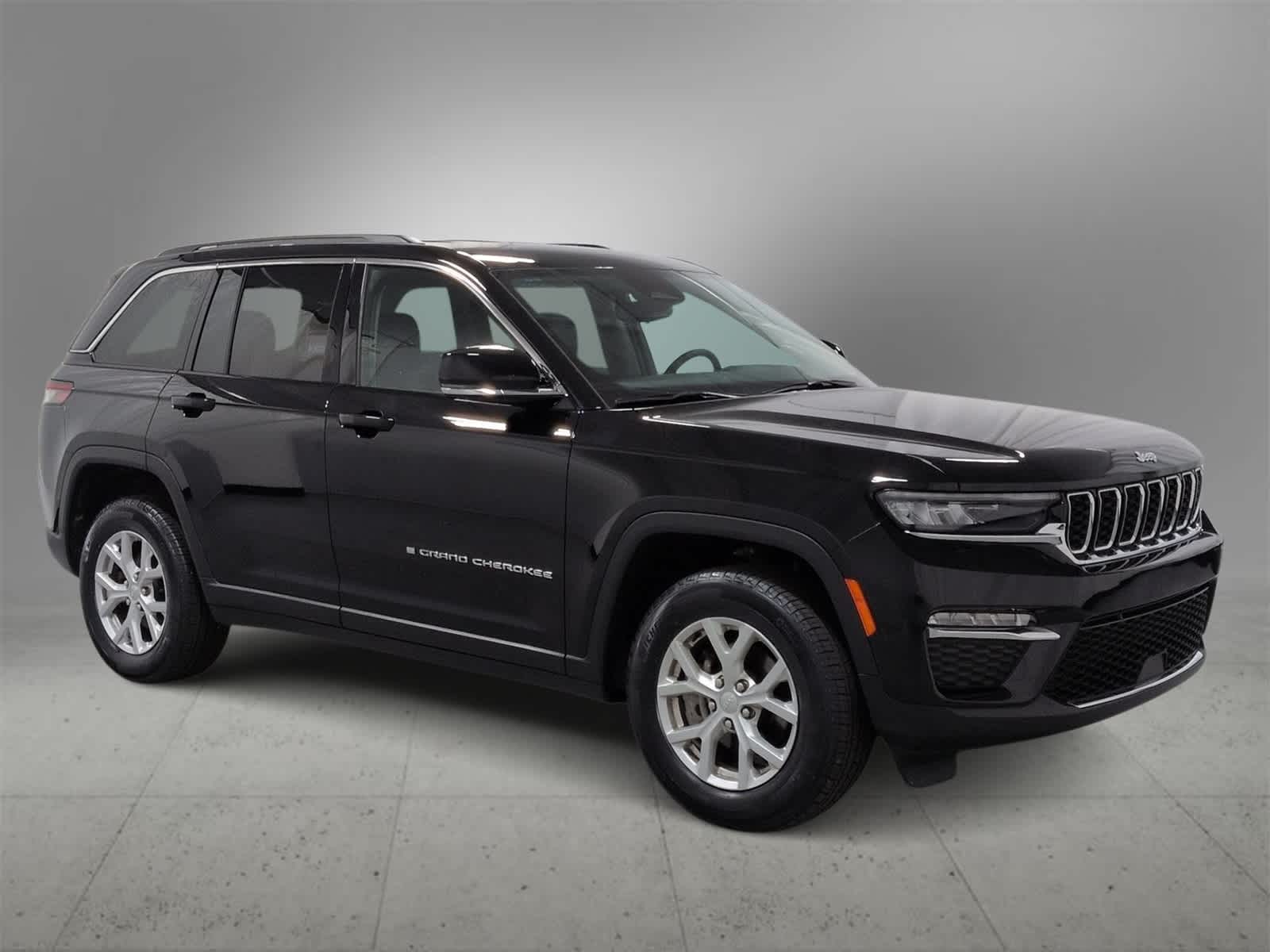 Thumbnail: 2023 Jeep Grand Cherokee - 2