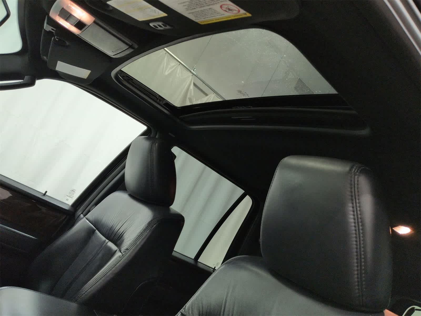 Thumbnail: 2017 Lincoln Navigator L - 19