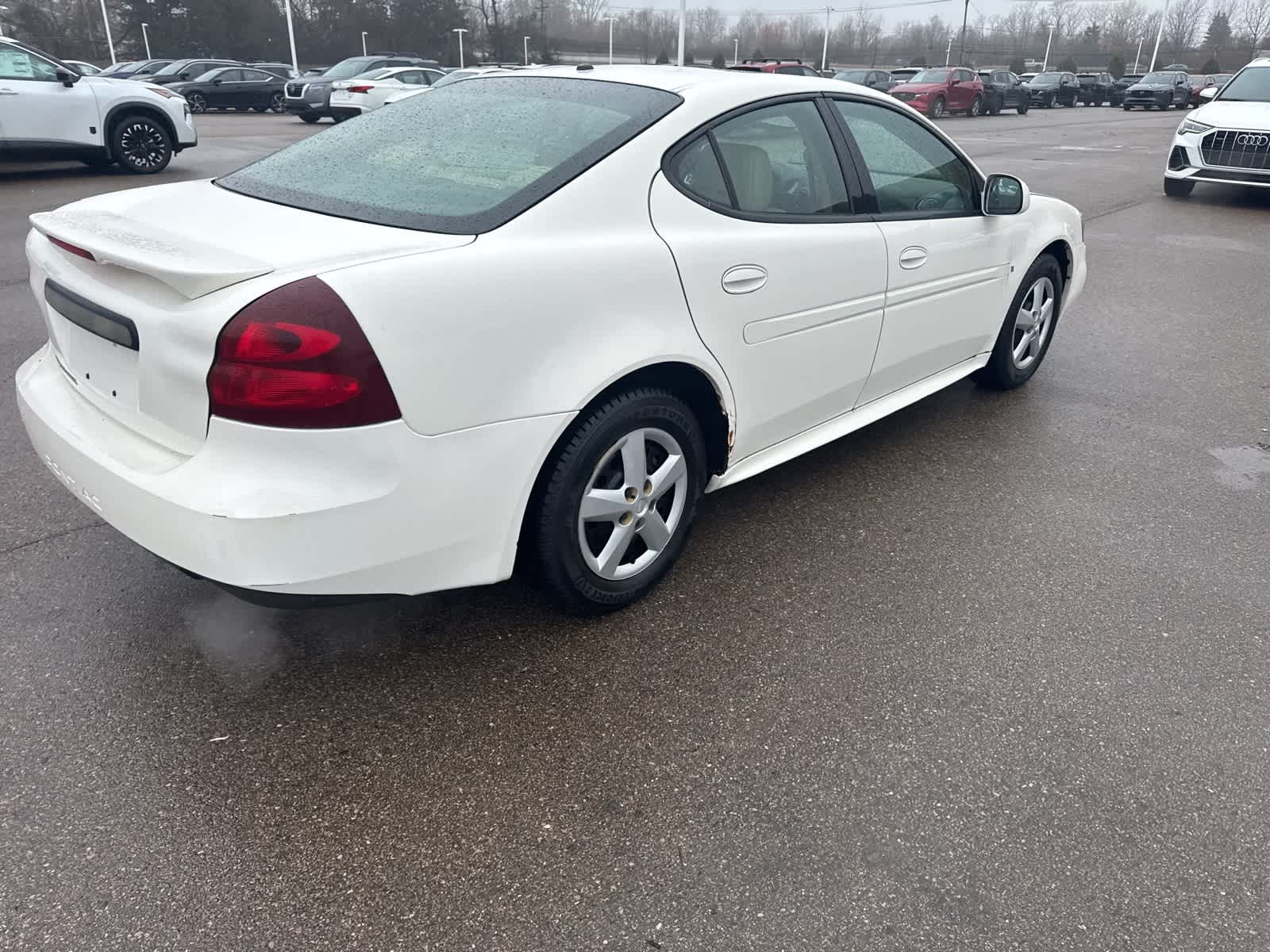 Thumbnail: 2008 Pontiac Grand Prix - 16