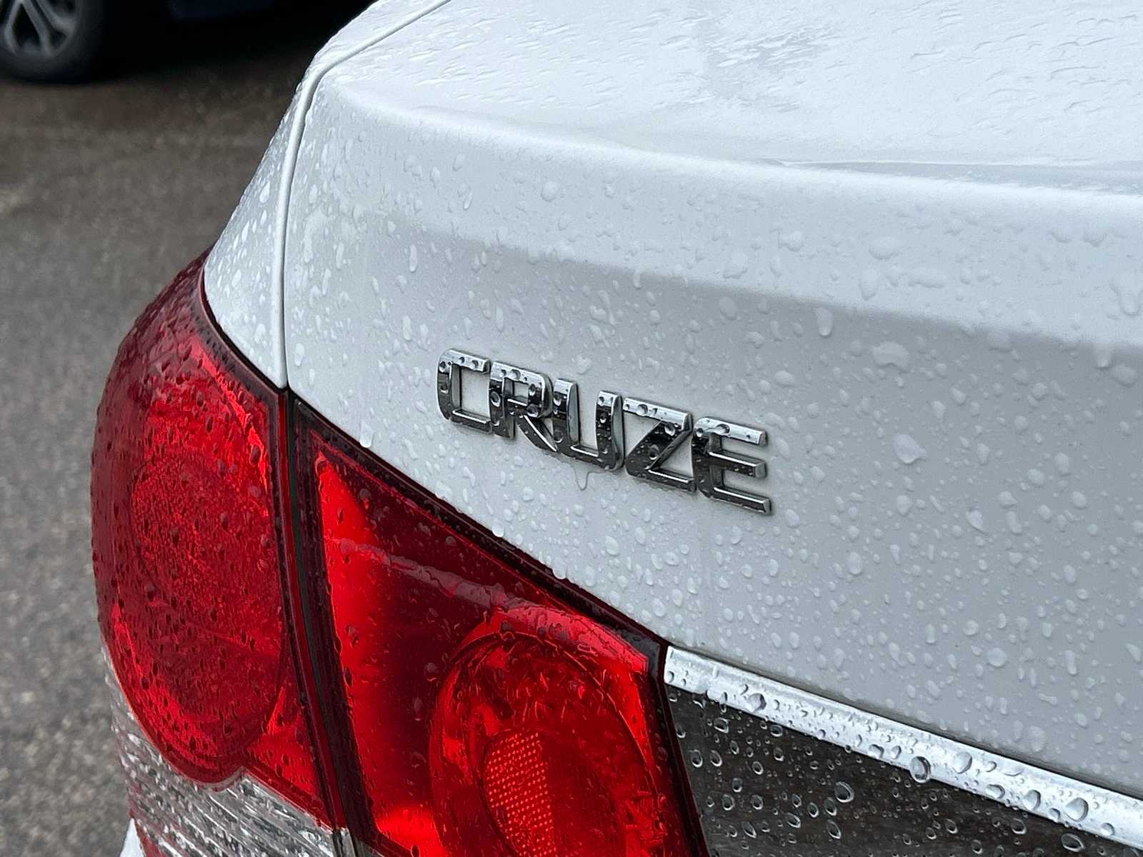 Thumbnail: 2012 Chevrolet Cruze - 27