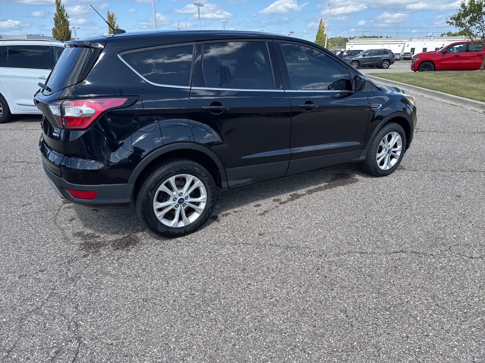 Thumbnail: 2017 Ford Escape - 10
