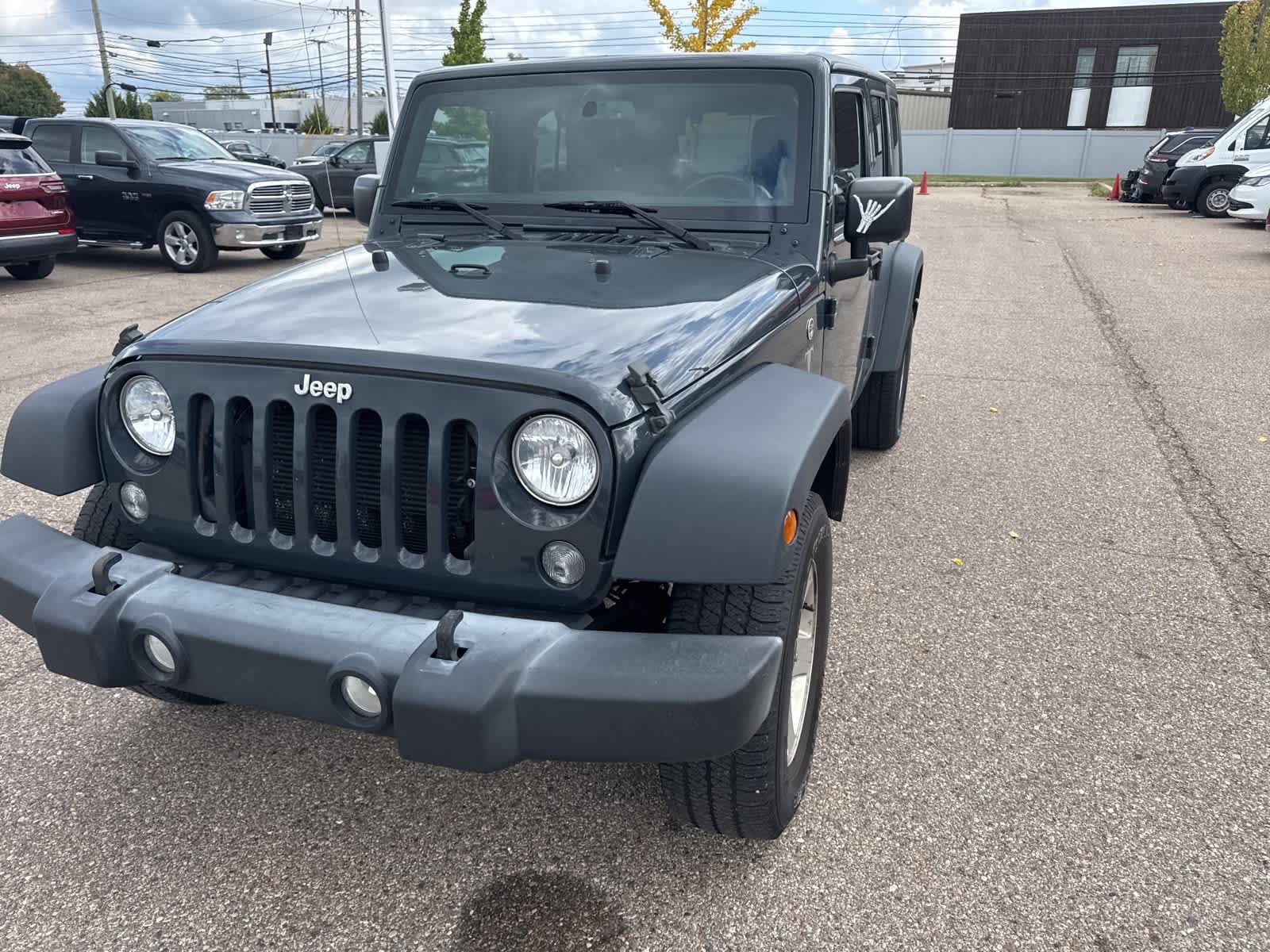 Thumbnail: 2017 Jeep Wrangler - 3