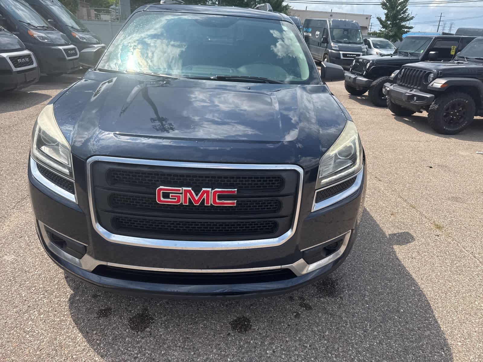 Thumbnail: 2016 GMC Acadia - 4