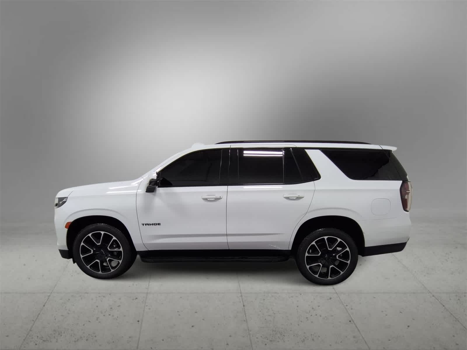 Thumbnail: 2023 Chevrolet Tahoe - 5