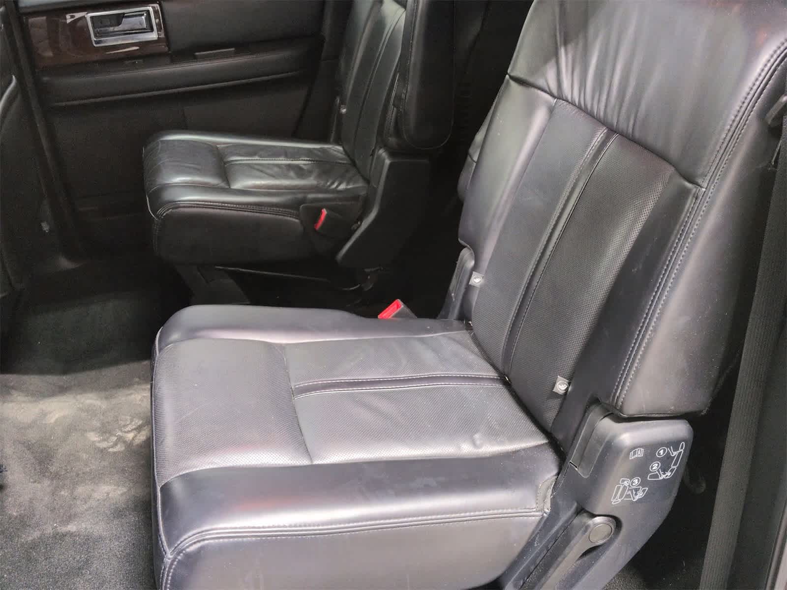 Thumbnail: 2017 Lincoln Navigator L - 20