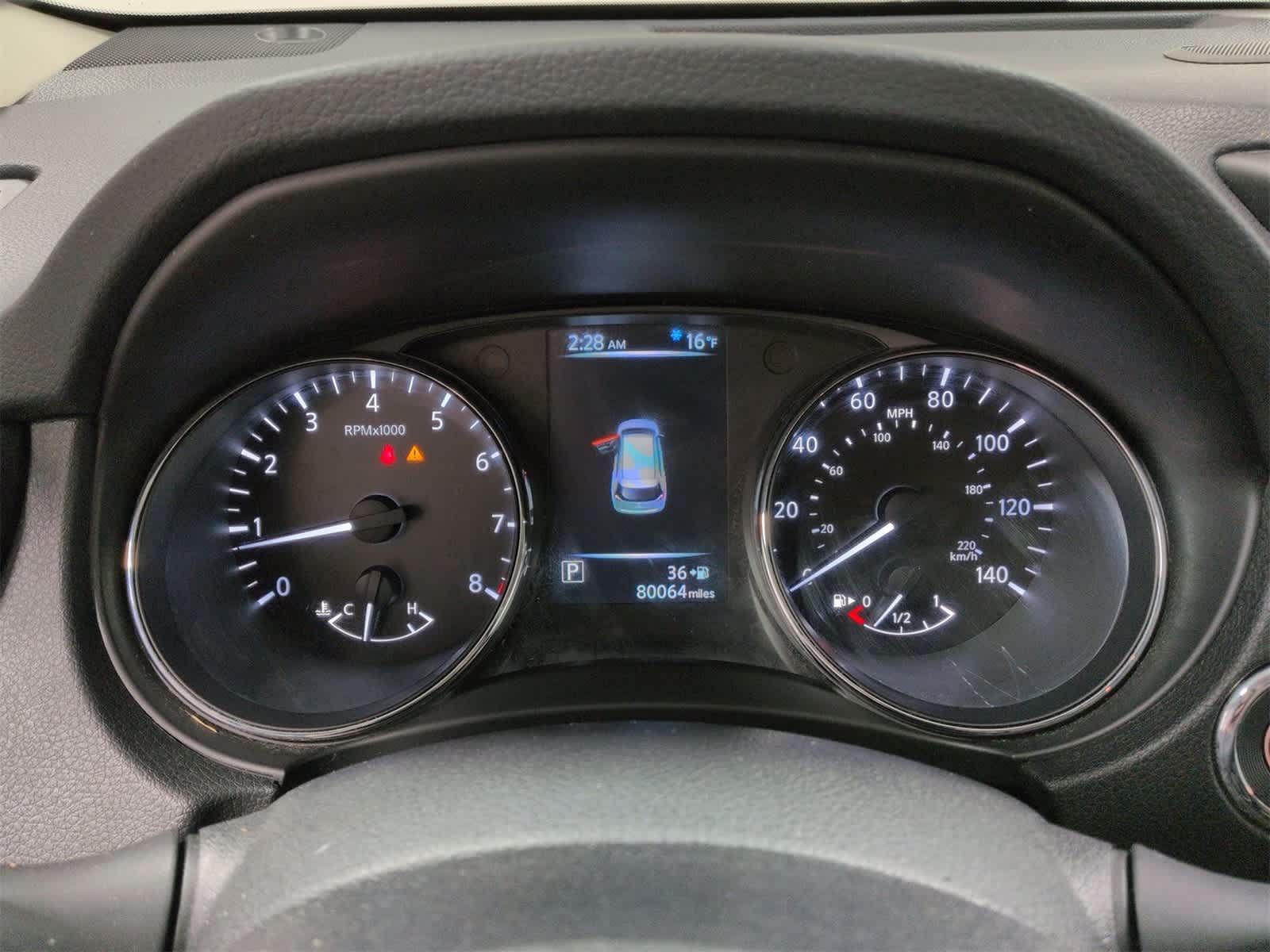 Thumbnail: 2017 Nissan Rogue - 33