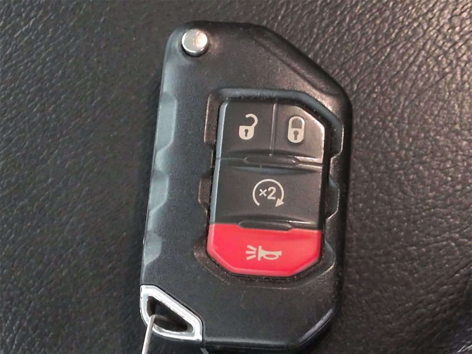 Thumbnail: 2019 Jeep Wrangler - 36