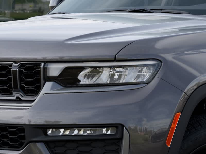 Thumbnail: 2026 Jeep Grand Cherokee - 10