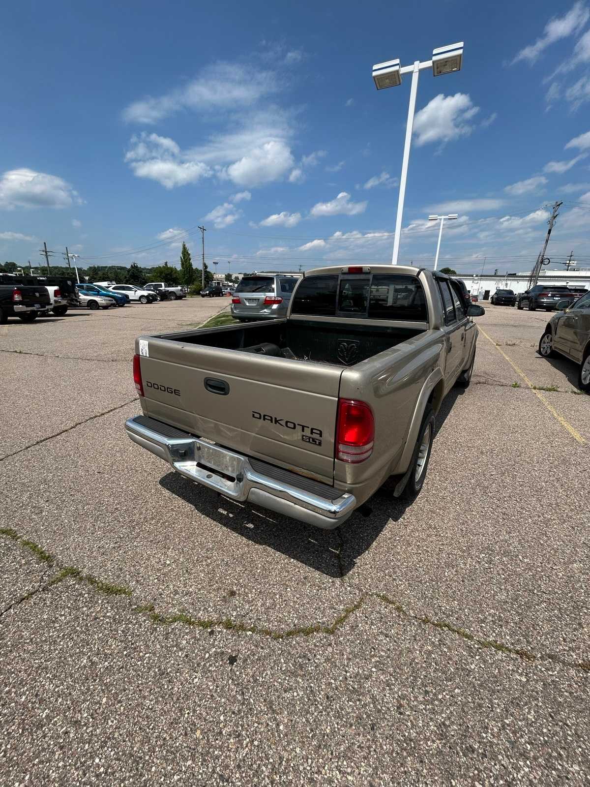 Thumbnail: 2004 Dodge Dakota - 16