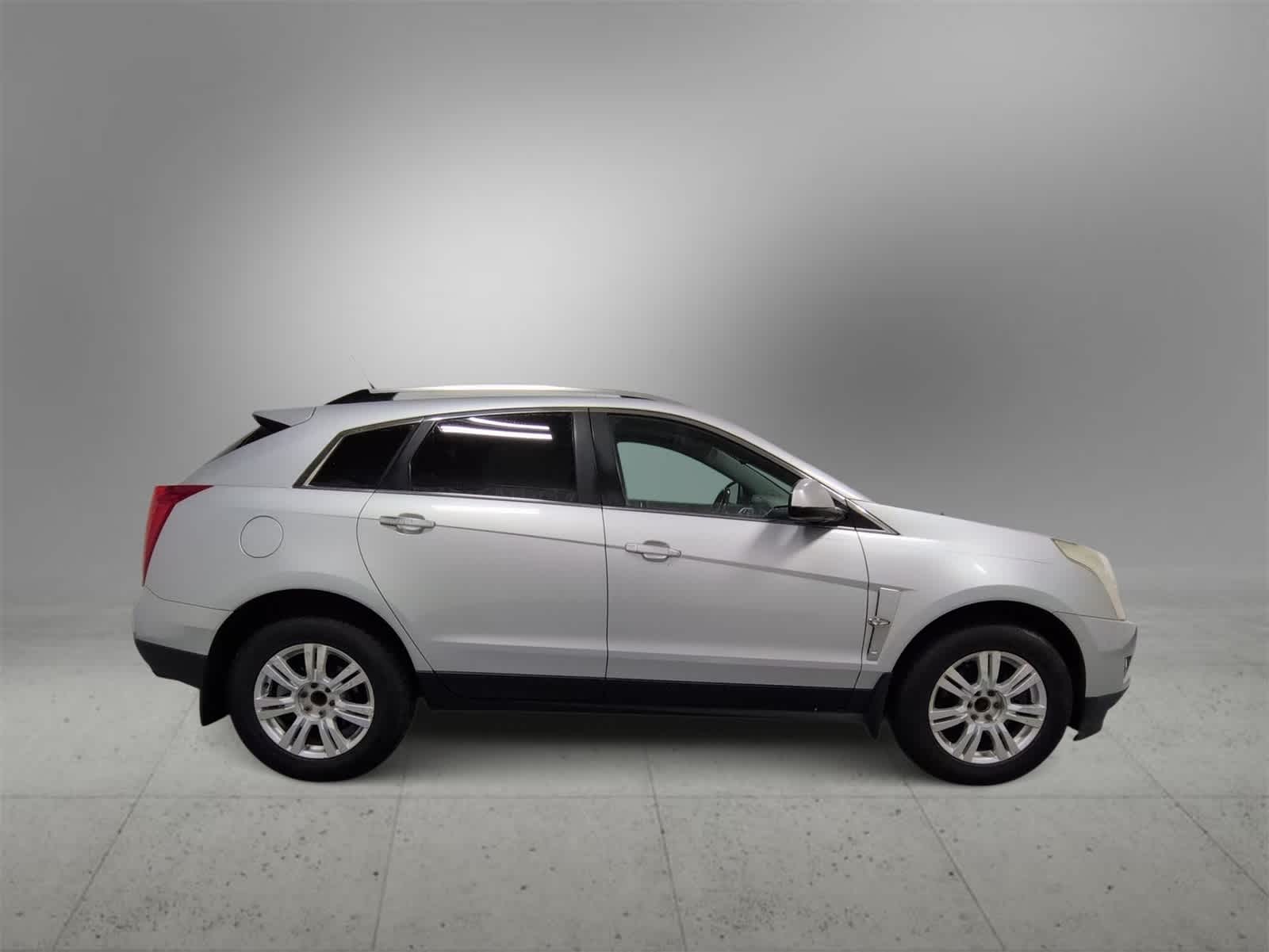 Thumbnail: 2010 Cadillac SRX - 9