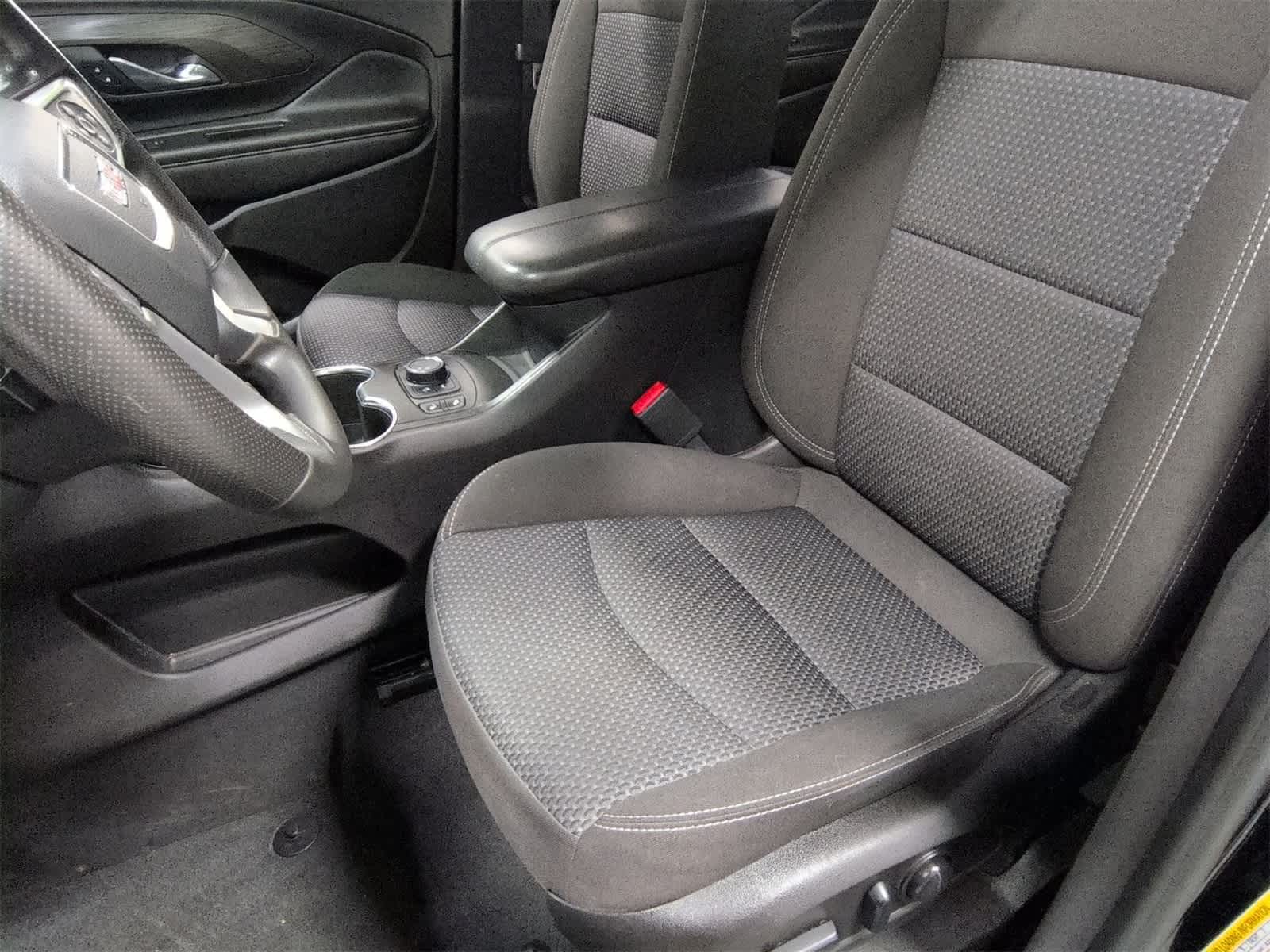 Thumbnail: 2022 GMC Terrain - 17