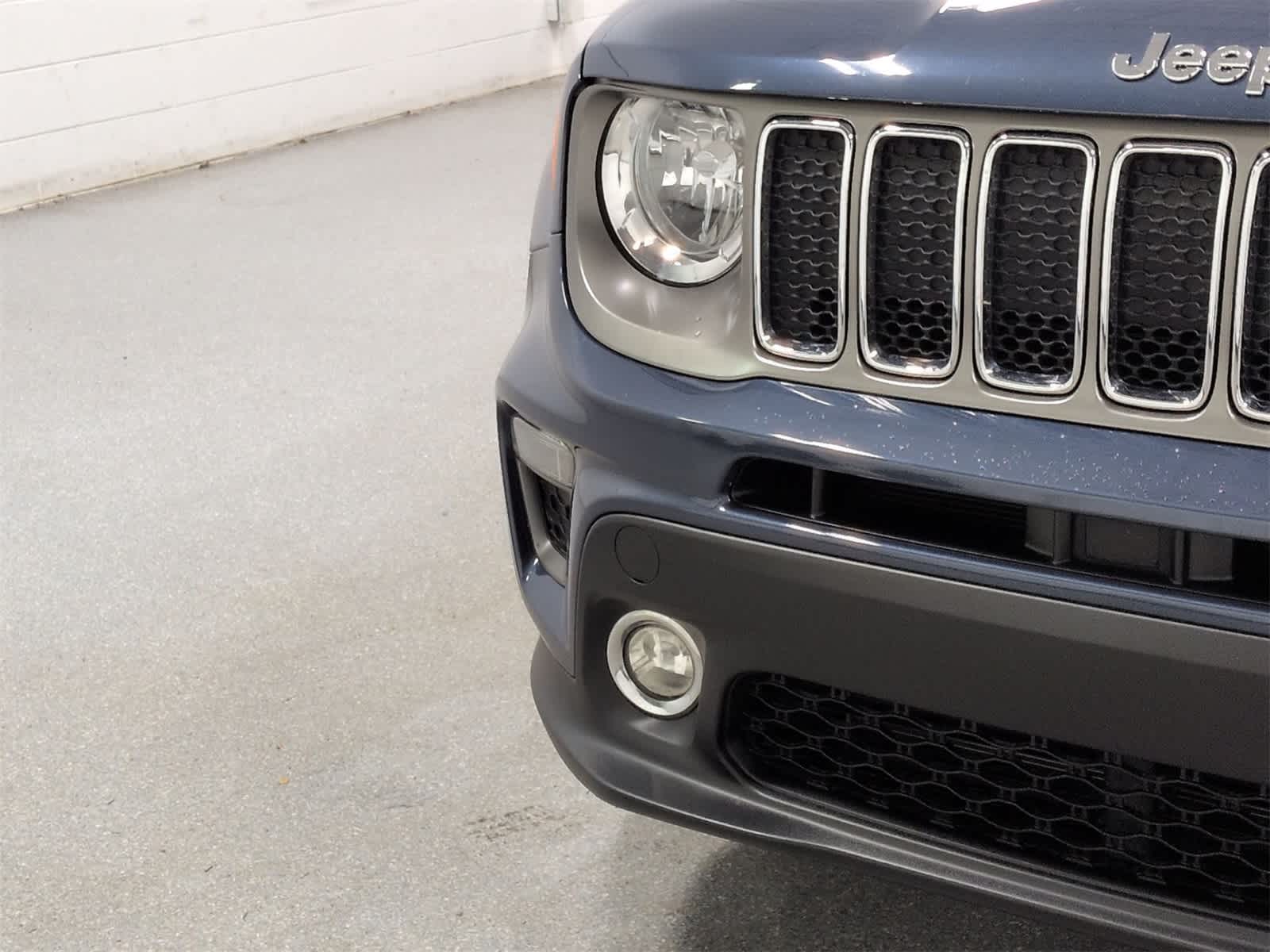 Thumbnail: 2021 Jeep Renegade - 11