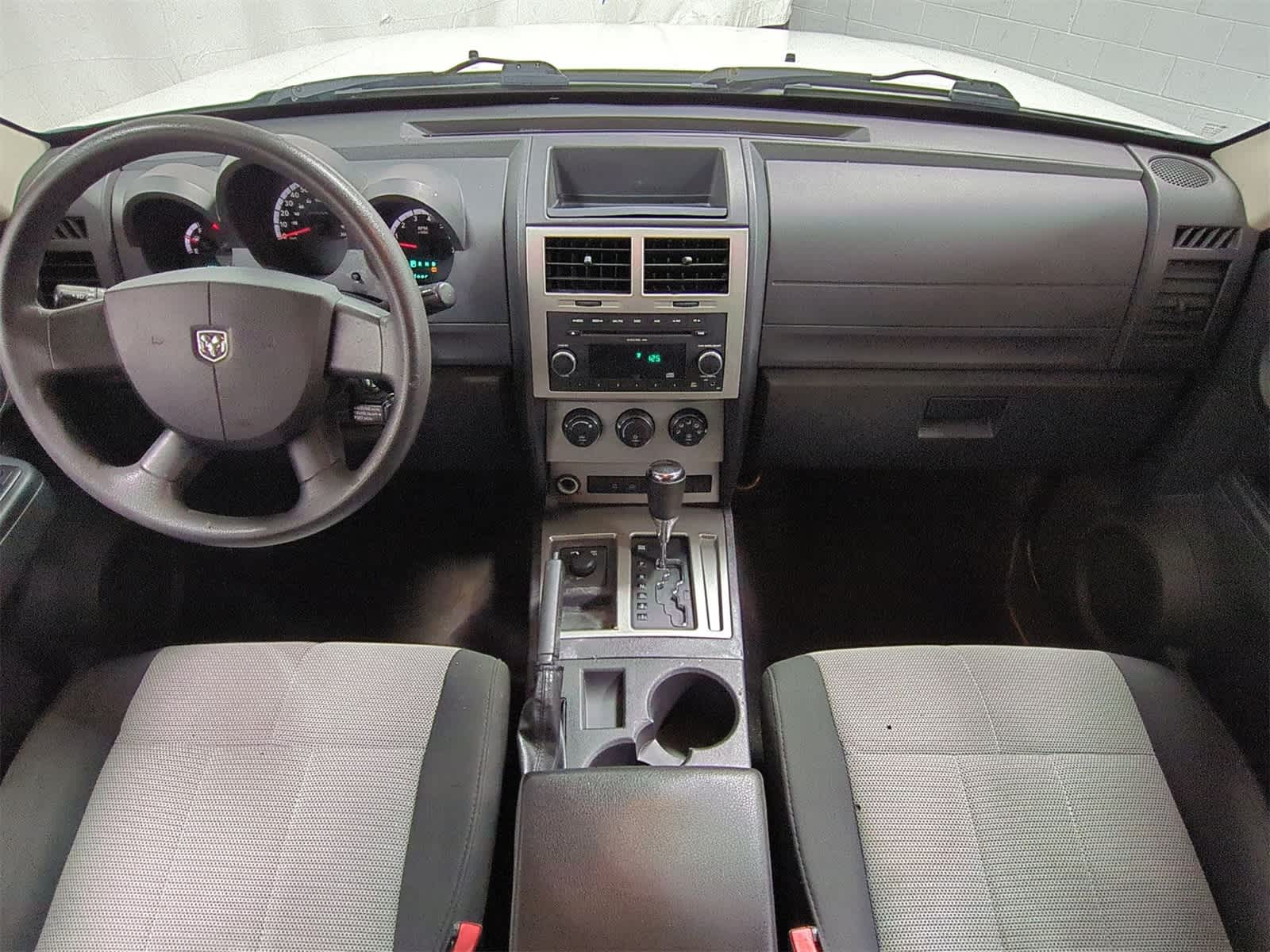 Thumbnail: 2009 Dodge Nitro - 16