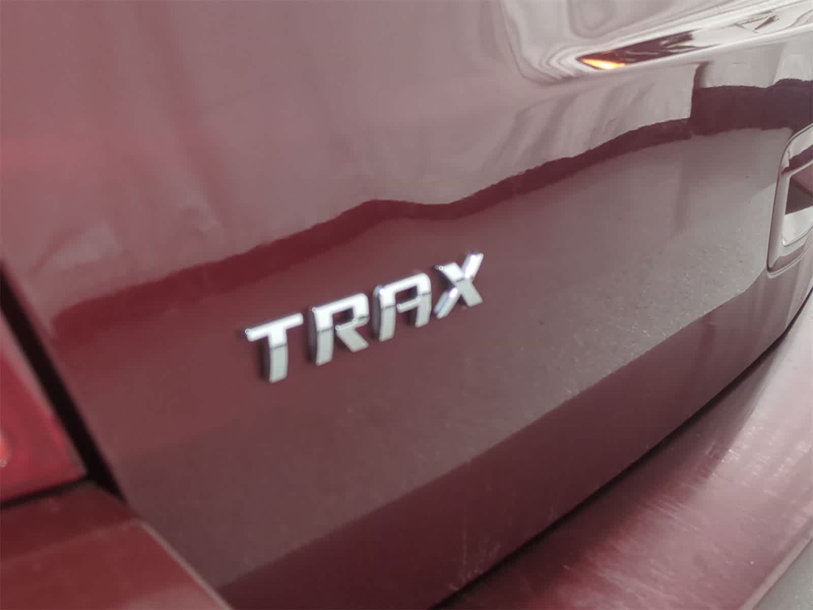 Thumbnail: 2017 Chevrolet Trax - 13