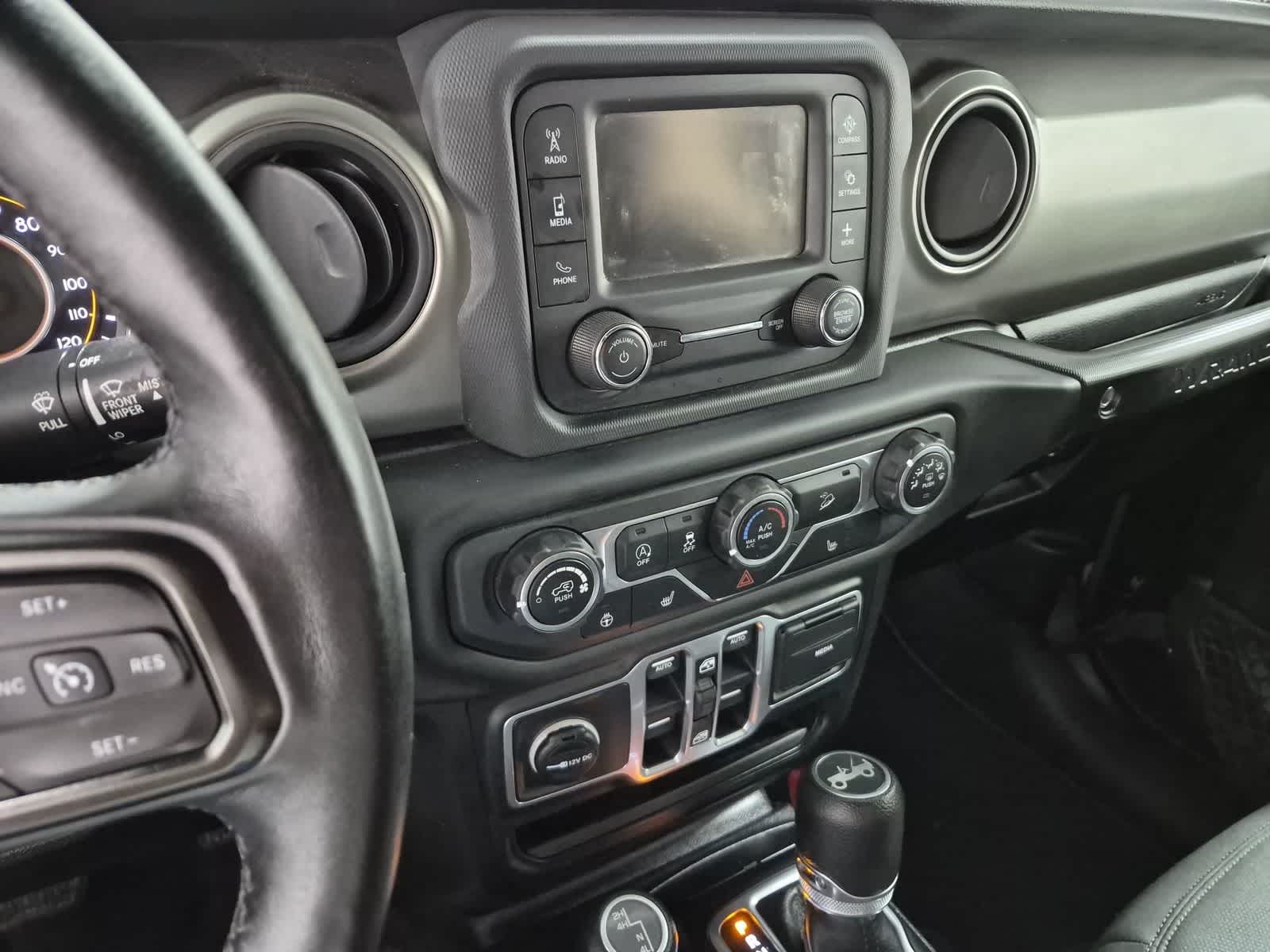 Thumbnail: 2018 Jeep Wrangler - 26