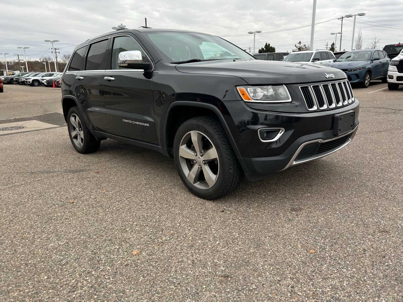 Thumbnail: 2015 Jeep Grand Cherokee - 8