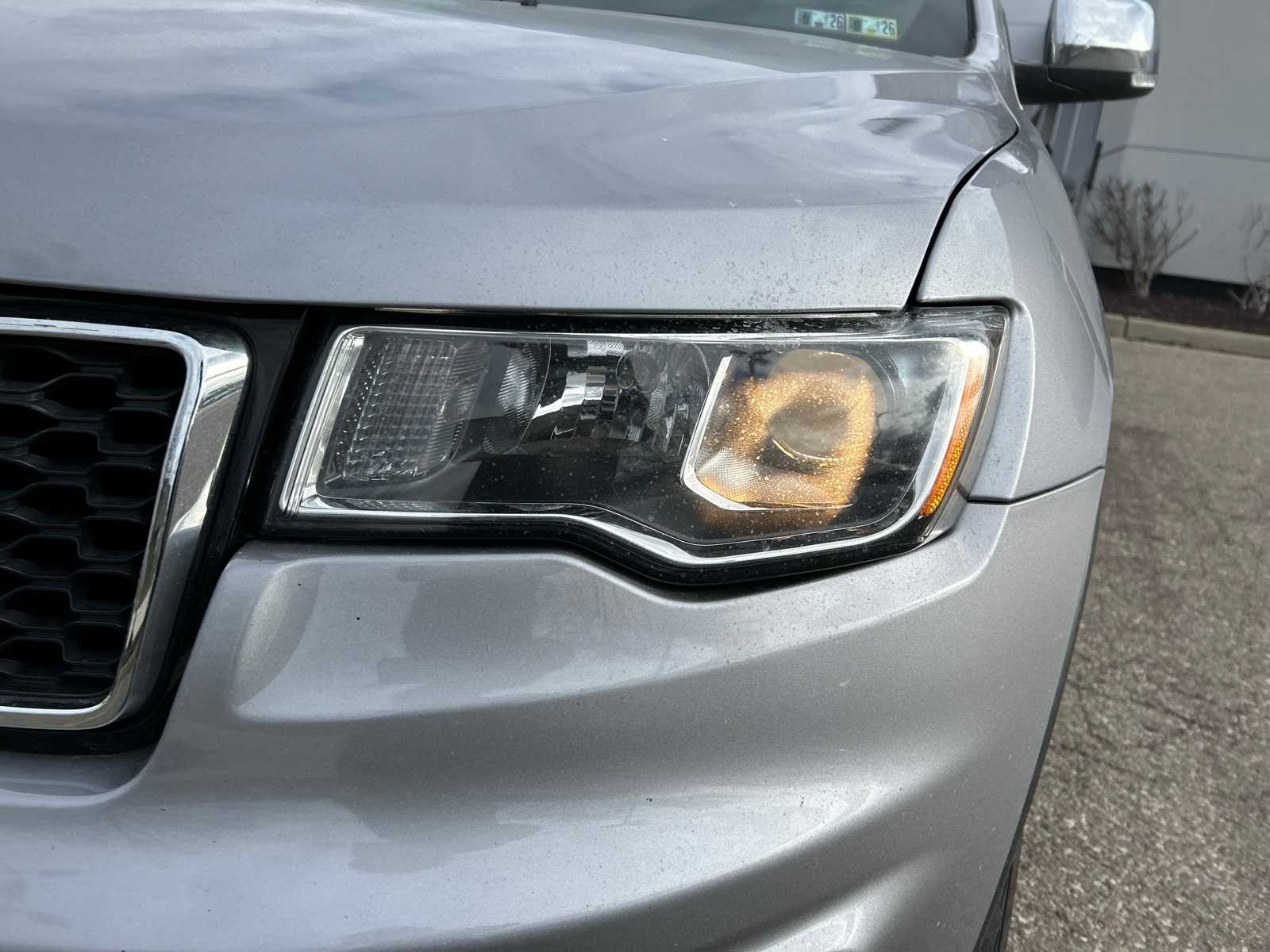 Thumbnail: 2020 Jeep Grand Cherokee - 23