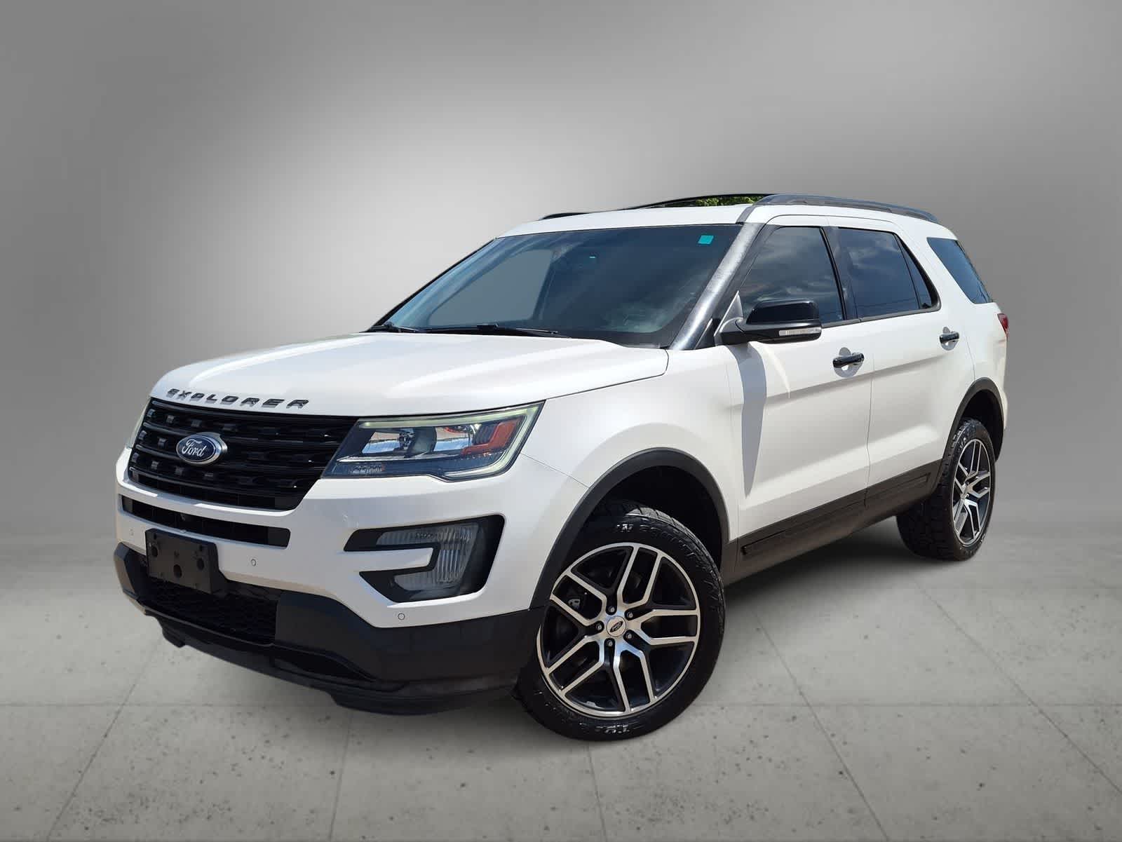 Thumbnail: 2016 Ford Explorer - 1