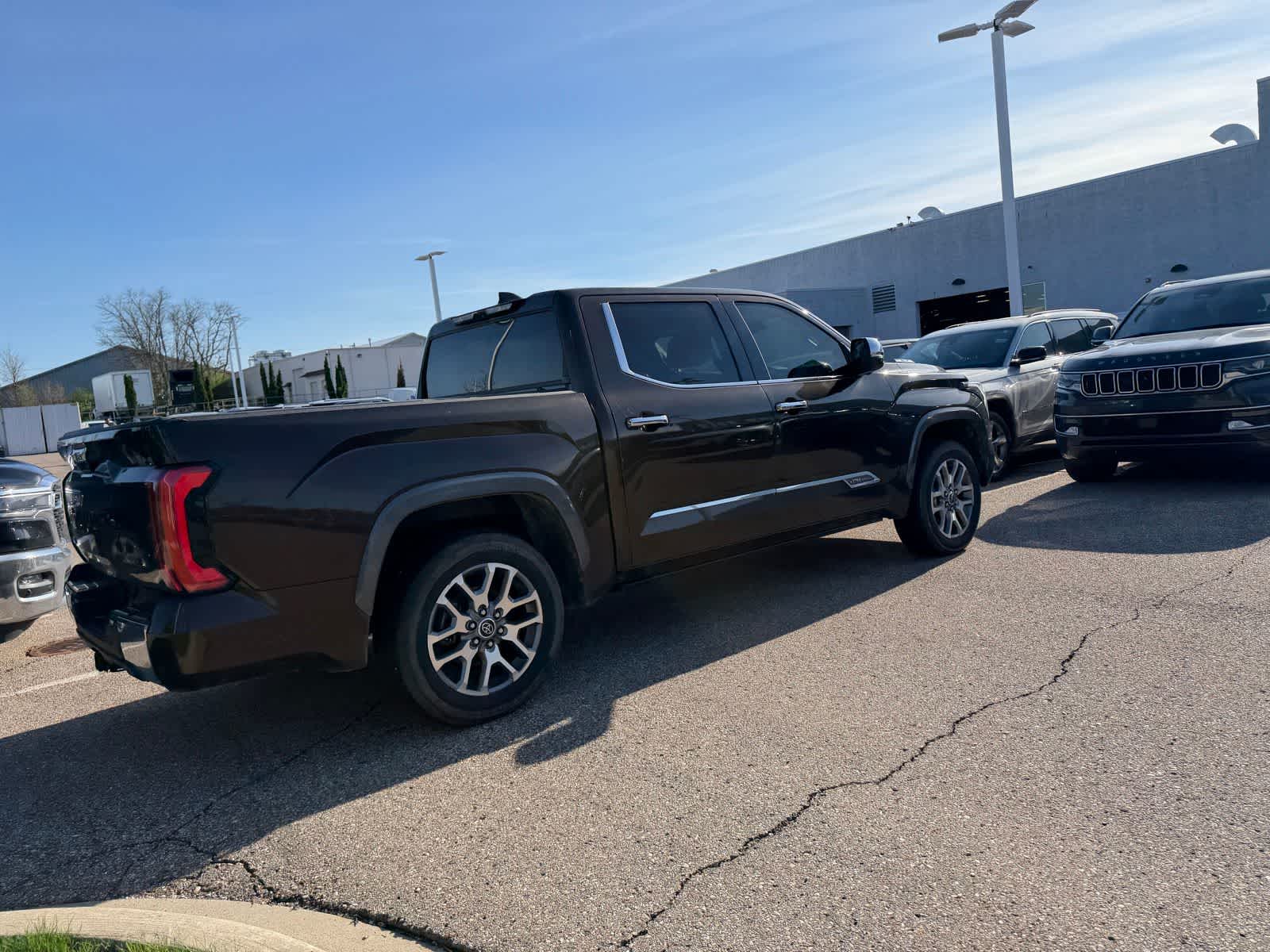 Thumbnail: 2022 Toyota Tundra - 22