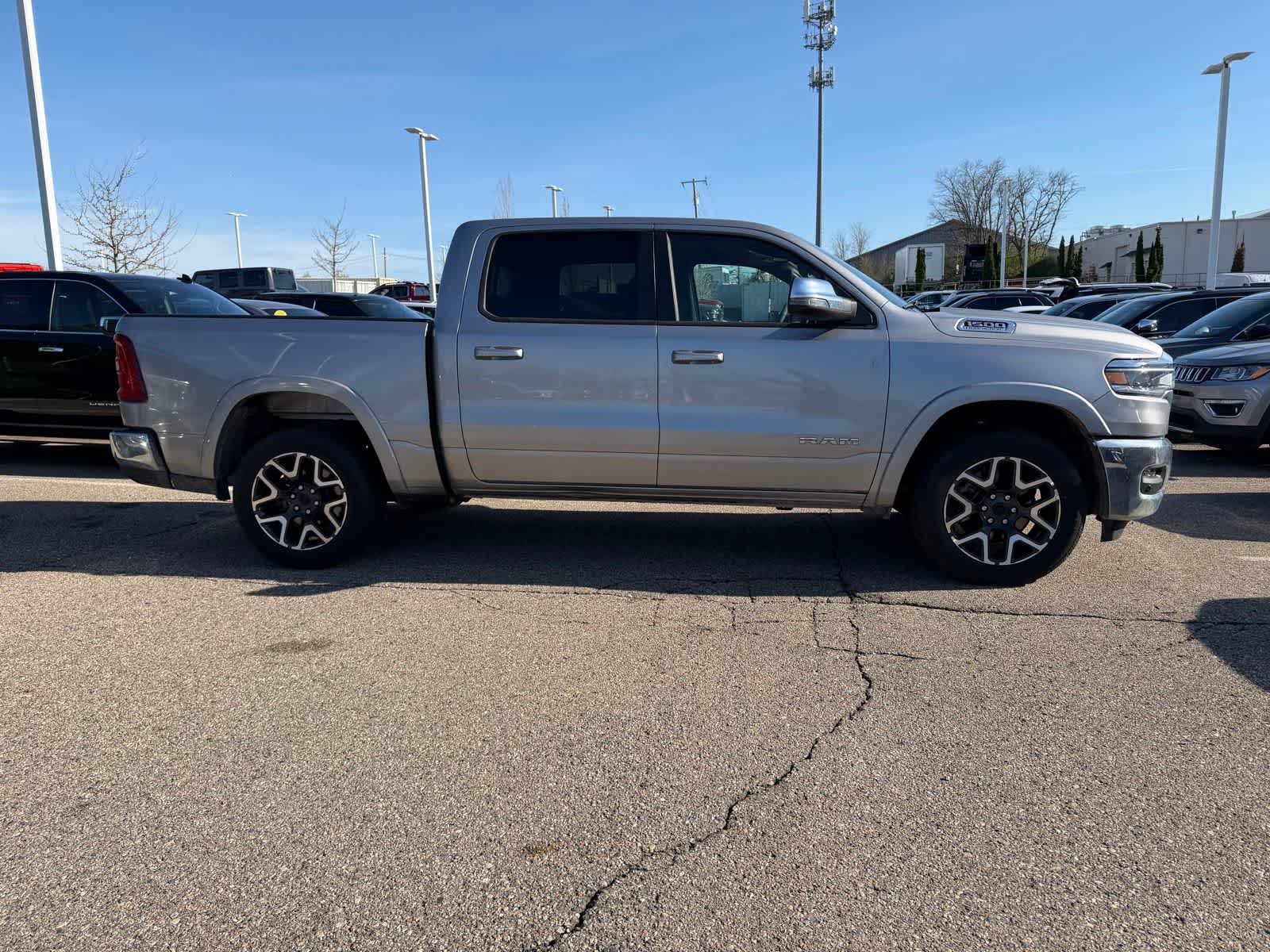 Thumbnail: 2026 RAM 1500 - 17