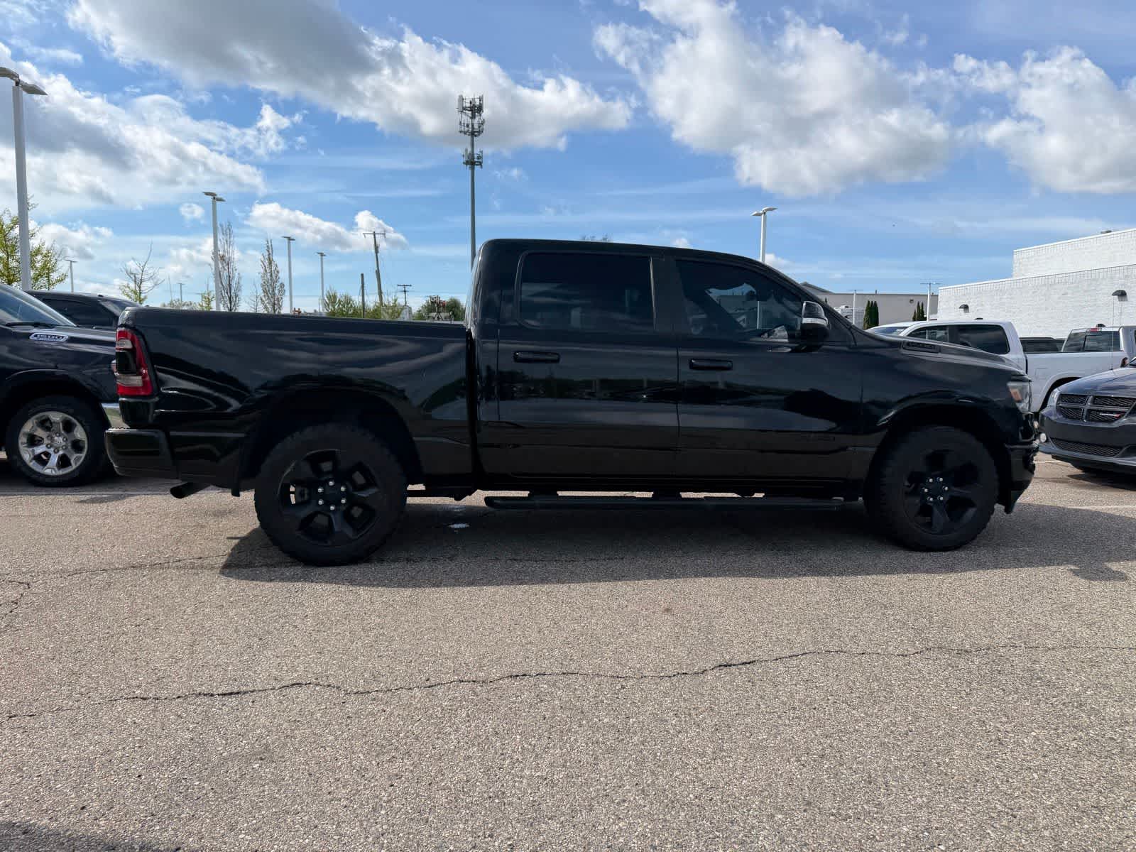 Thumbnail: 2019 RAM 1500 - 17