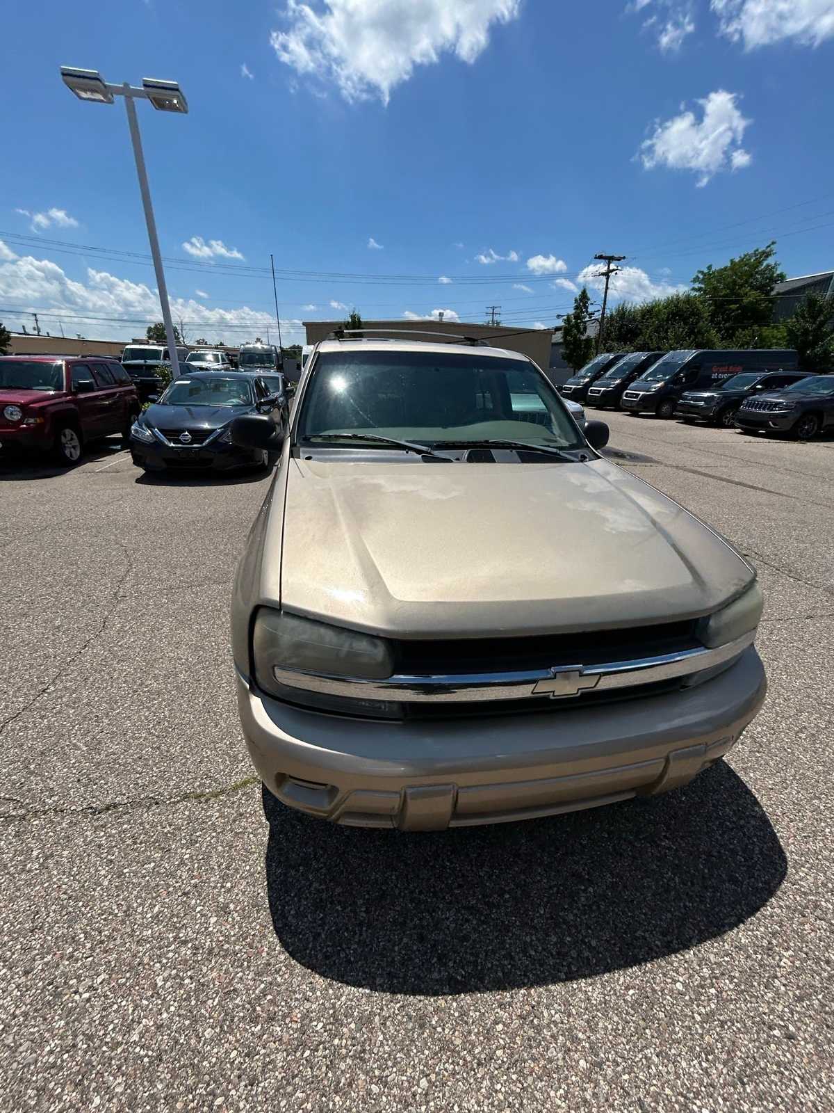 Thumbnail: 2004 Chevrolet TrailBlazer - 4
