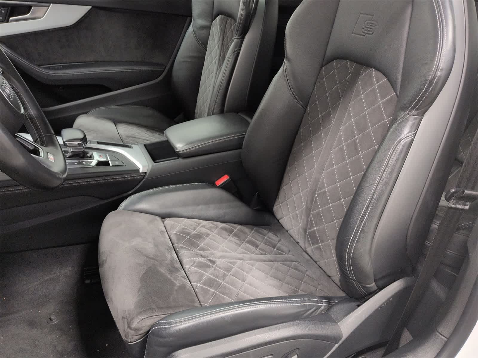 Thumbnail: 2019 Audi S5 - 17